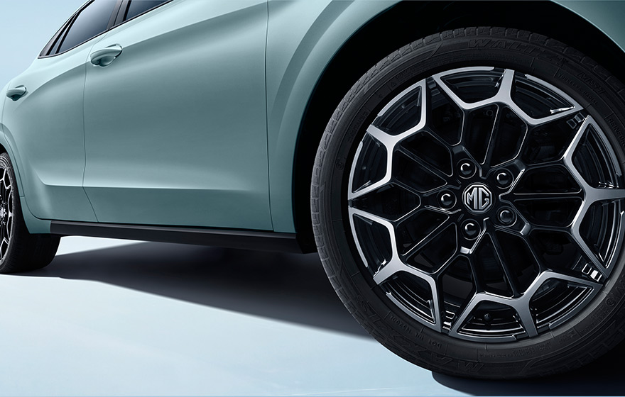 Large-Size Sporty Wheels &amp; Tires<br/>Exclusive sporty wheels paired with low rolling-resistance tires, delivering strong grip, agile handling, and balancing driving stability and visual sportiness.