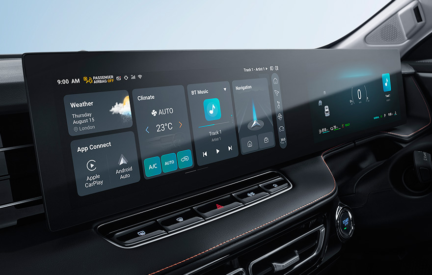Dual 12.3-inch HD Screens<br/>Dual-screen design combining a full LCD instrument cluster and central control screen with high-definition display and smooth operation. It supports dual-theme switching and integrates navigation, entertainment and vehicle control, combining technology and practicality.